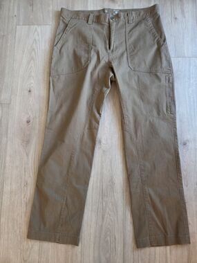 Mountain Hardwear Tan Work Chinos